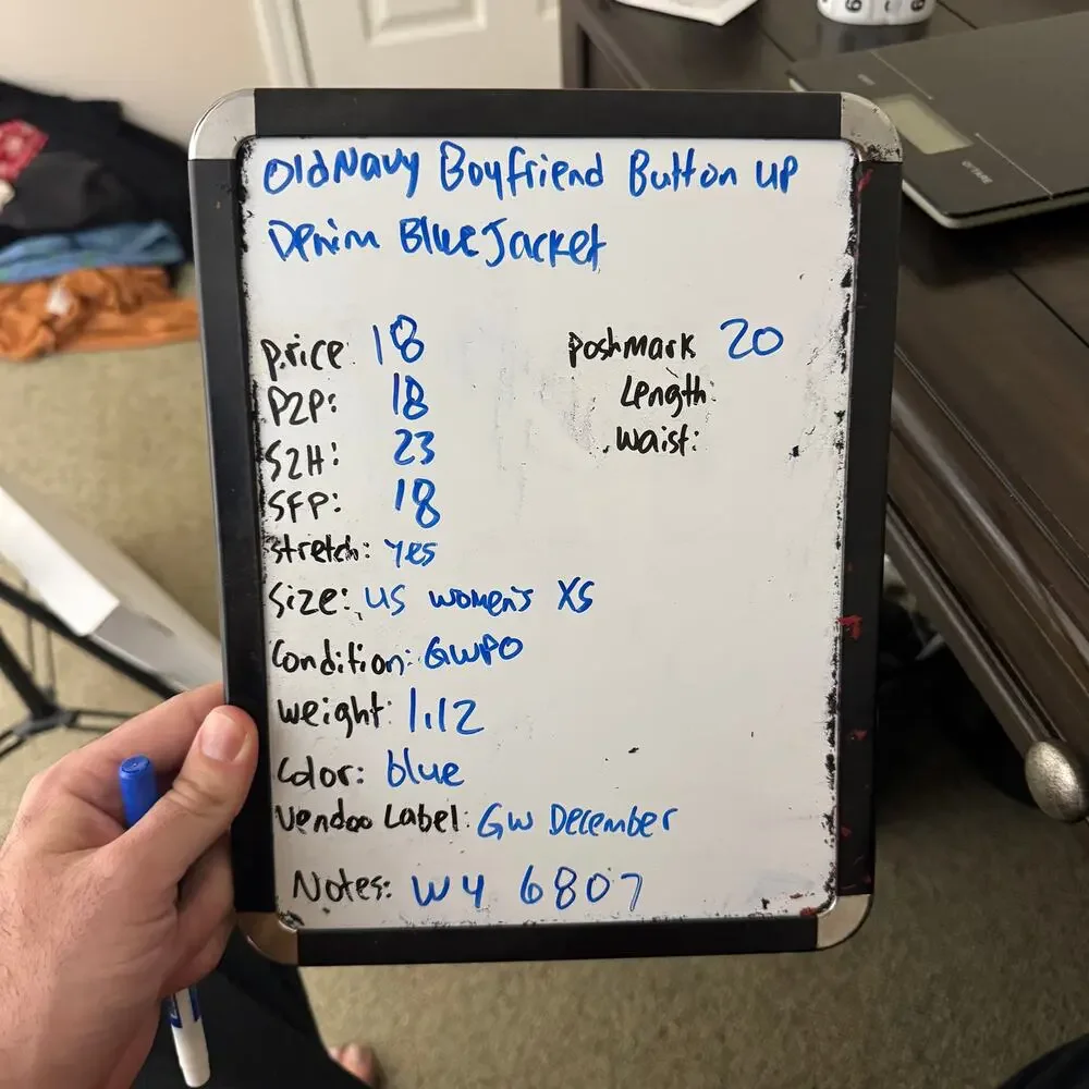 Old Navy Boyfriend Button Up Denim Blue Long Sleeve Jean Jacket US Womens XS - Picture 6 of 6